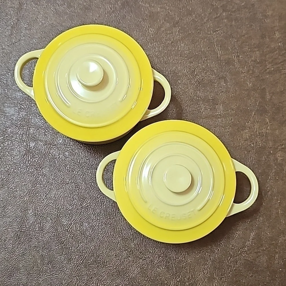 NWT Le Creuset Mini Cocottes Set of 2 + Matching Mug 8oz CK Soleil (Yellow)